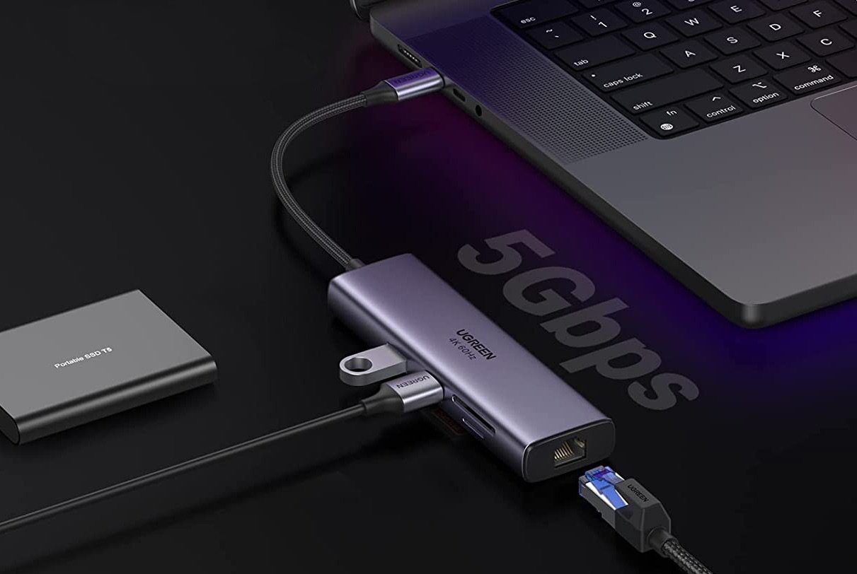 UGREEN USB C Hub