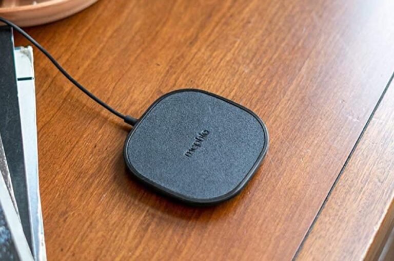 mophie Wireless 10W Charging Pad