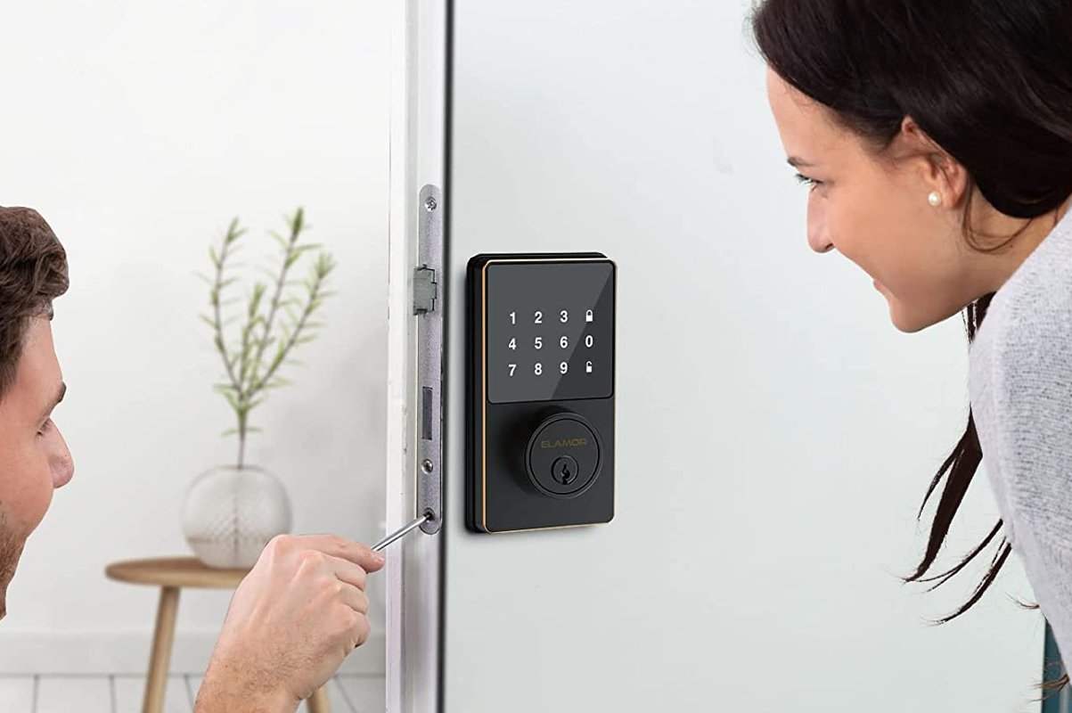 Elamor WiFi Smart Lock With Keypad