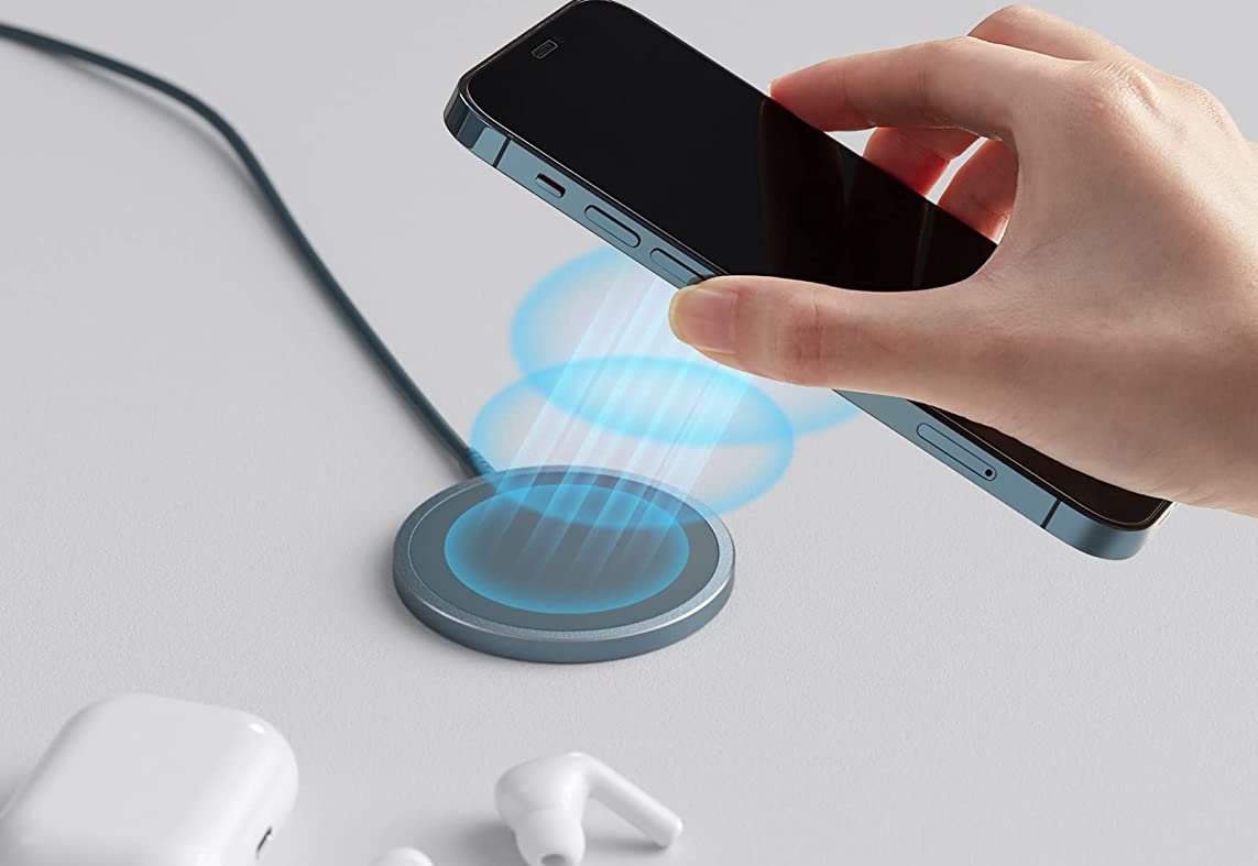 JSAUX Magnetic Wireless Charger