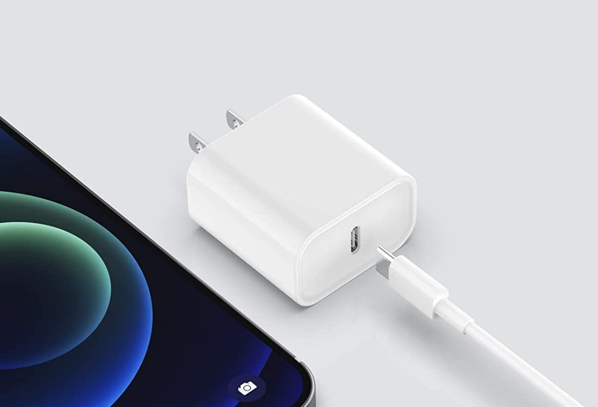 Quzudn 20W PD MFi Certified USB-C Wall Charger With Lightning Cable