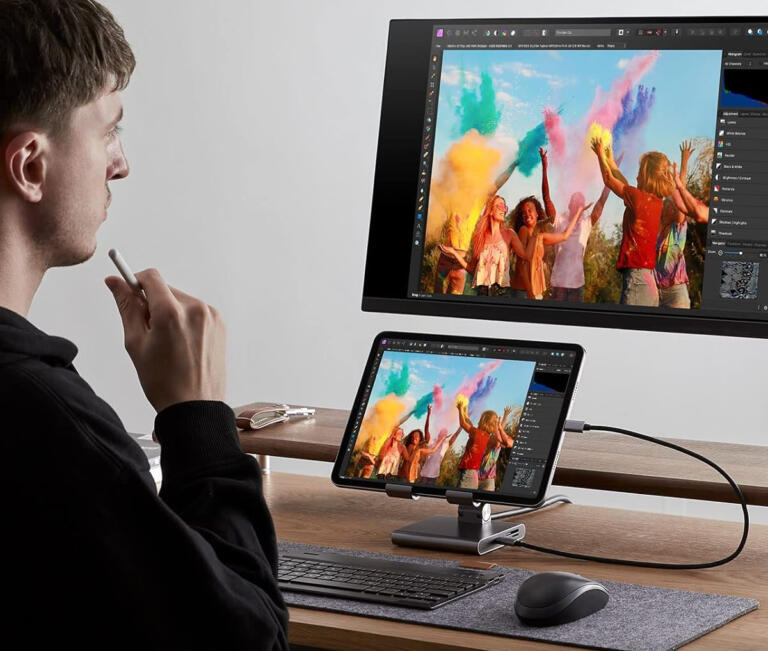 ESR's 8-in-1 100W iPad stand hub is 25% off at $45 1