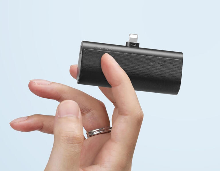 This $15 Unique Power Bank is iPhone Owners Favorite! 21