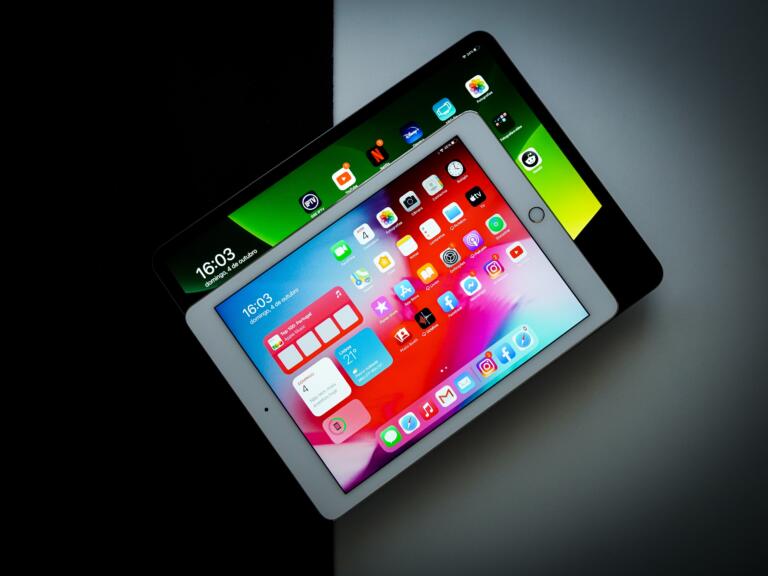 This iPad features a 10.2-inch display, an 8-megapixel camera, and Touch ID for just $185 1