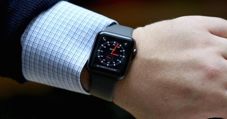 Apple Watch SE cheaper than ever at just $216 1 Apple Watch SE cheaper than ever at just $216 1