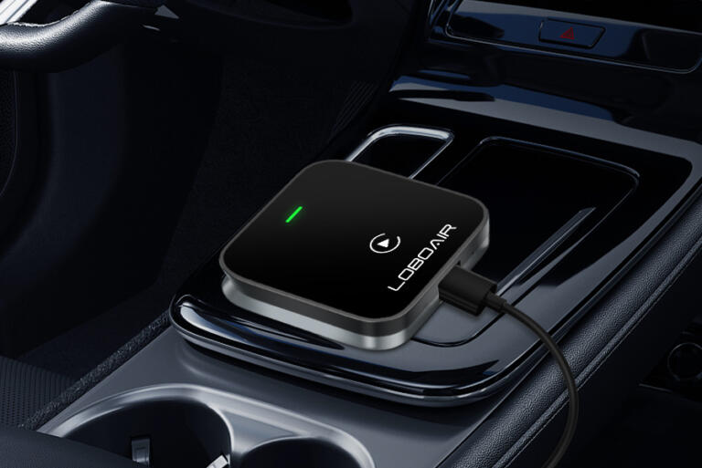 Take This Plug/Play Wireless CarPlay Adapter For $50 [DEAL] 1