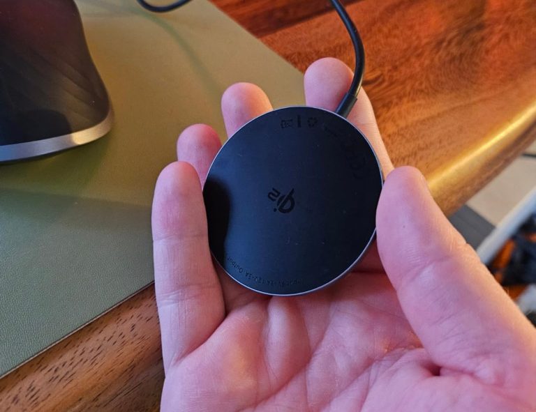 Why iPhone Users Are Embracing Compact 15W Wireless Charging Solutions 16