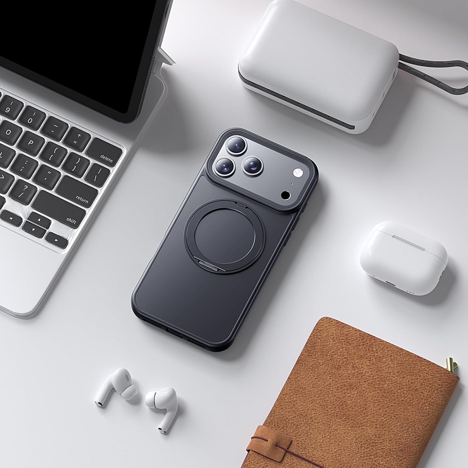 How iPhone 17 Pro Users Combine Protection and Function With MagSafe Cases 2