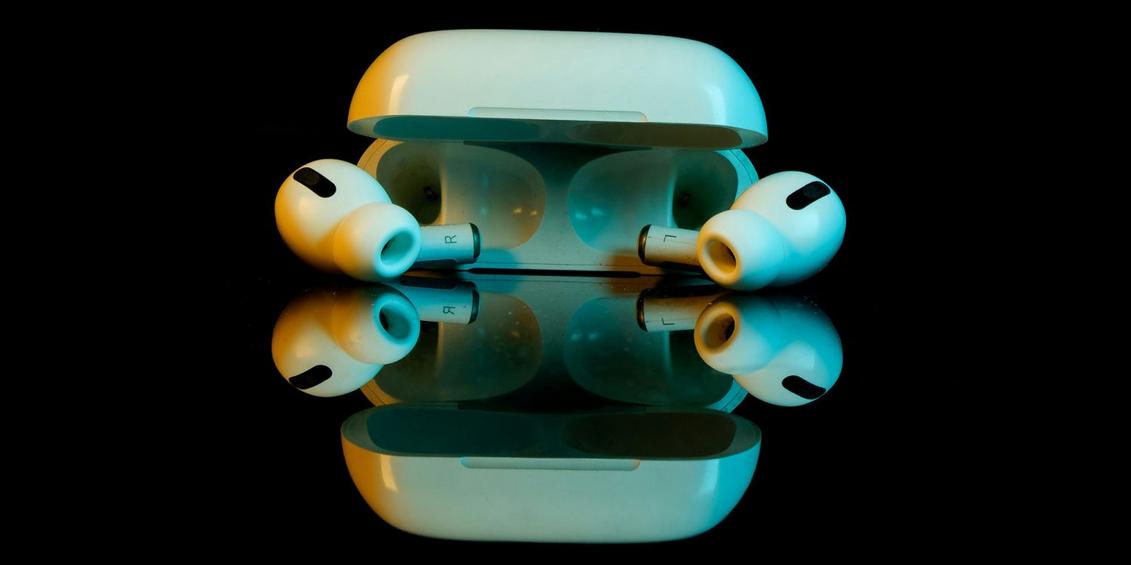 Smart AirPods Cameras: The Must-Have Upgrade Every Apple User Needs 1