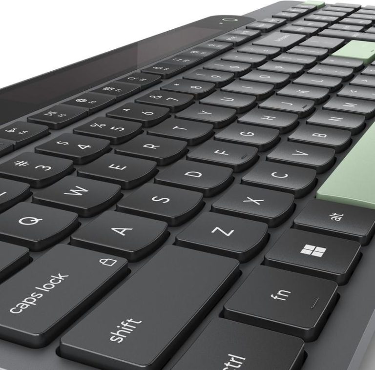 Lenovo Self-Charging Keyboard: Practical Upgrade for Apple Users 1
